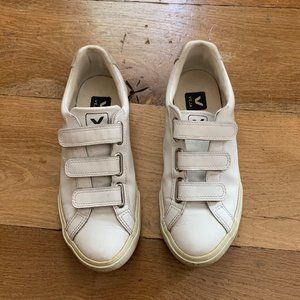 Veja velcro sneakers